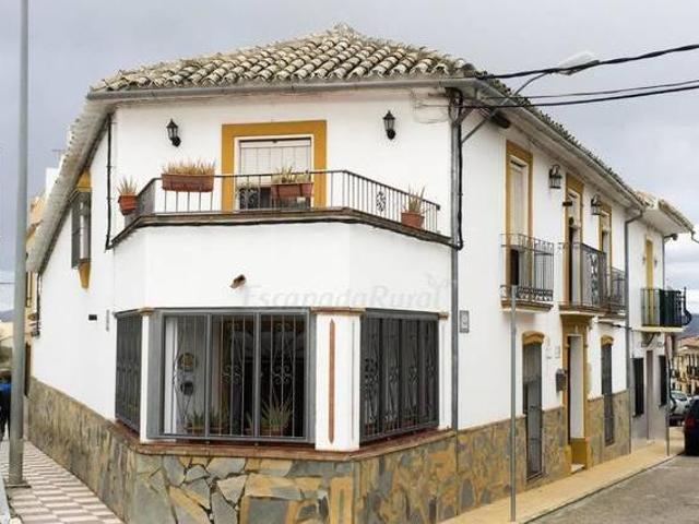 Casa en alquiler en Encinas Reales, Andalucía