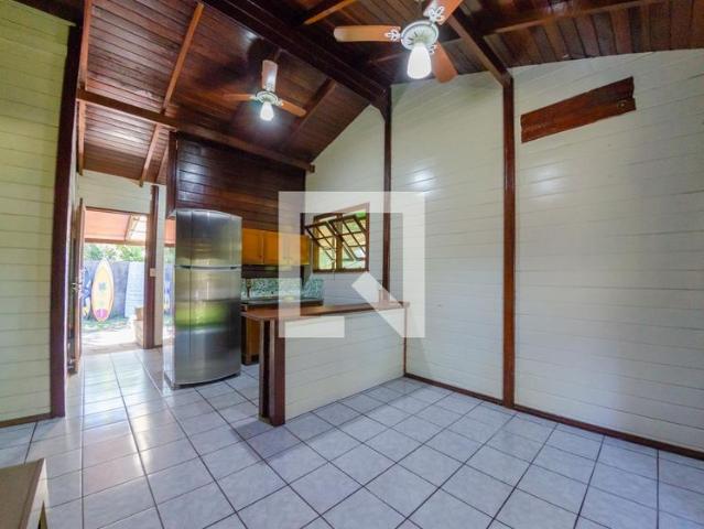 Casa aluguel em Região Geográfica Imediata de Florianópolis, Desterro