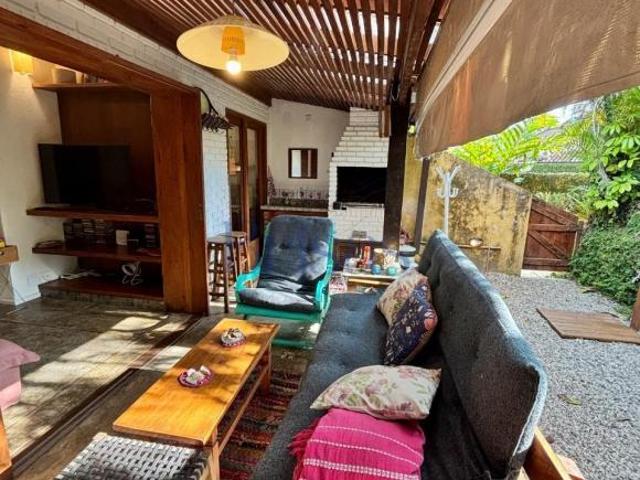 Apartamento venda em Região Imediata de Caraguatatuba-Ubatuba-São Sebastião, Região Metropolitana do Vale do Paraíba e Litoral Norte