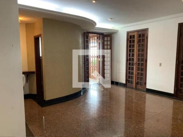 Casa aluguel em Região Geográfica Imediata de Belo Horizonte, Região Metropolitana de Belo Horizonte