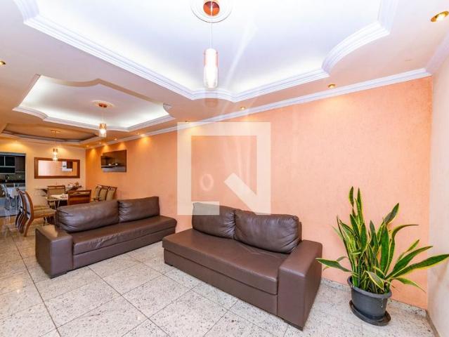 Casa aluguel em Região Geográfica Imediata de Belo Horizonte, Região Metropolitana de Belo Horizonte