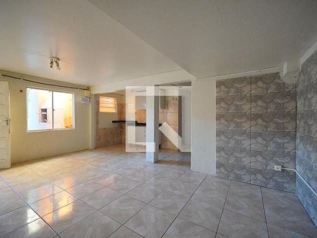 Casa aluguel em Região Geográfica Imediata de Florianópolis, São José