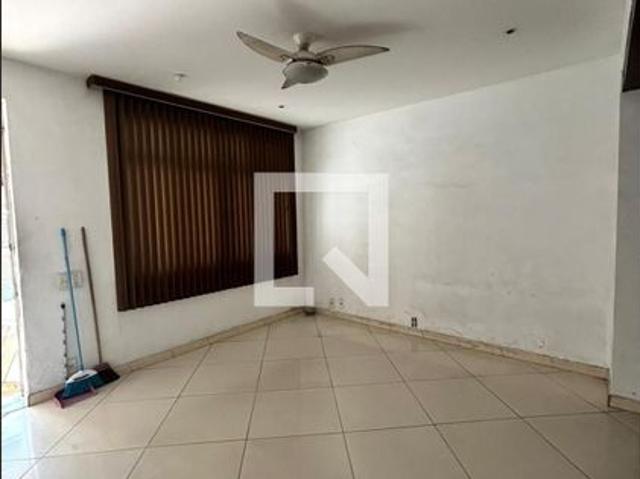 Casa aluguel em Região Geográfica Imediata do Rio de Janeiro, Região Metropolitana do Rio de Janeiro