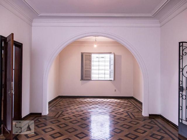 Casa aluguel em Região Geográfica Imediata de Belo Horizonte, Região Metropolitana de Belo Horizonte