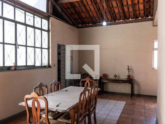 Casa aluguel em Região Geográfica Imediata de Belo Horizonte, Região Metropolitana de Belo Horizonte