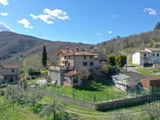 Casa in vendita a Martignano, San Leo Bastia