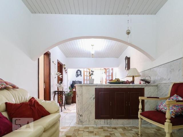 Casa aluguel em Região Imediata de São Paulo, Região Metropolitana de São Paulo