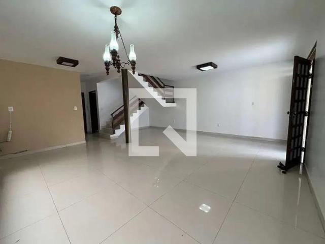 Casa aluguel em Região Geográfica Imediata de Belo Horizonte, Região Metropolitana de Belo Horizonte