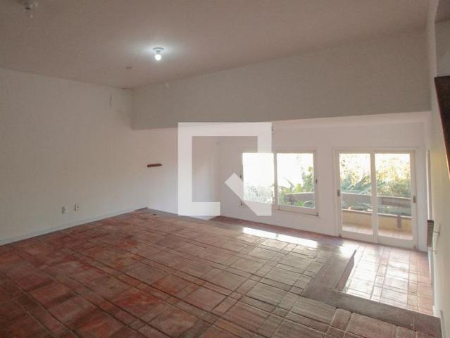 Casa aluguel em Porto Alegre, Bela Vista