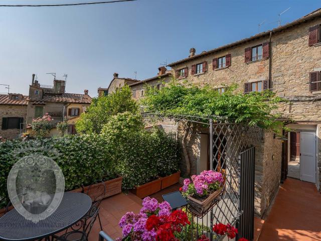 Casa in vendita a Cortona, Toscana