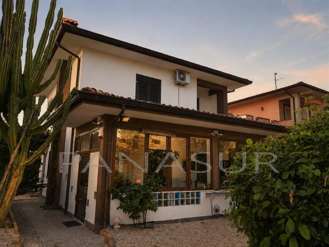 Casa in vendita a Roma Capitale, Lazio