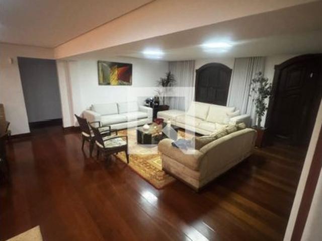 Casa aluguel em Região Geográfica Imediata de Belo Horizonte, Região Metropolitana de Belo Horizonte