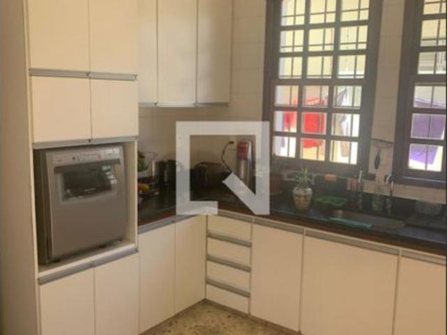 Casa aluguel em Região Geográfica Imediata de Belo Horizonte, Região Metropolitana de Belo Horizonte