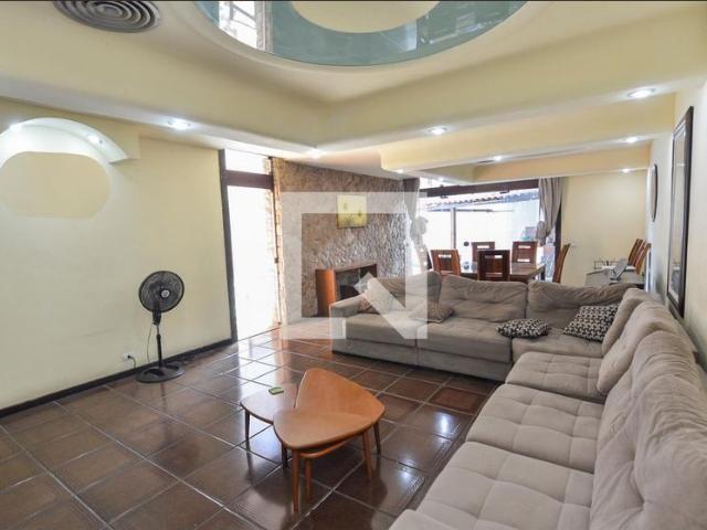 Casa venda em Região Geográfica Imediata do Rio de Janeiro, Região Metropolitana do Rio de Janeiro