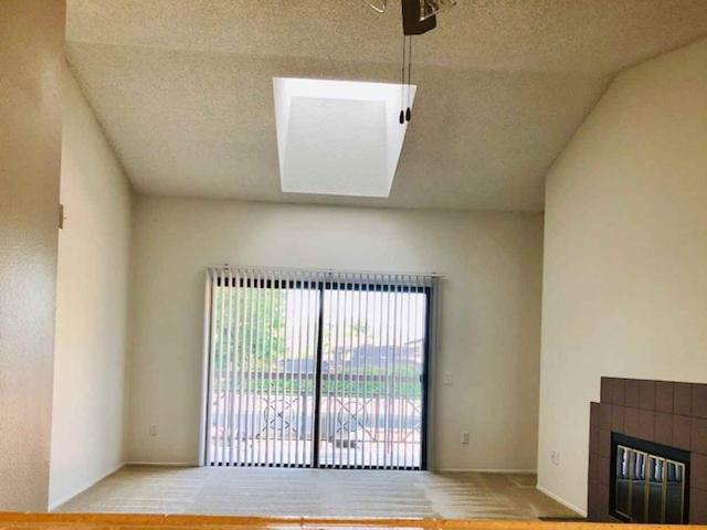 Apartment for rent in Fountain Valley, California
