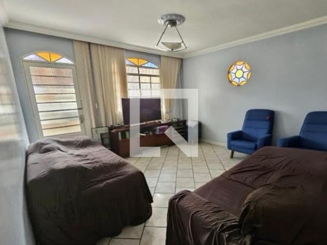 Casa venda em Bairro das Indústrias I, Belo Horizonte