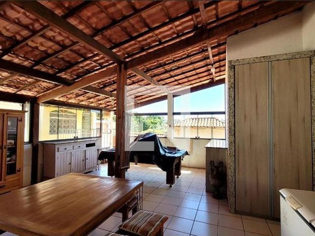Casa venda em Regional Oeste, Belo Horizonte