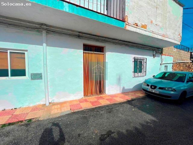Casa en venta en Alcalá La Real, Barrio de las Cruces