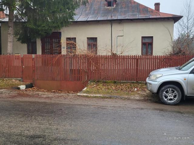 Casă vânzări în Bezdead, Dâmbovița