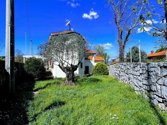Villa Indipendente in affitto a Aurisina, Friuli-Venezia Giulia