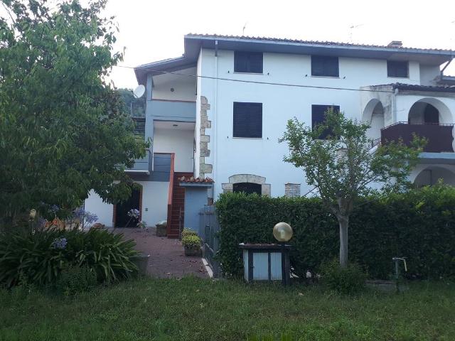 Villa Indipendente in vendita a Unione dei Comuni della Val Vibrata, Civitella Del Tronto