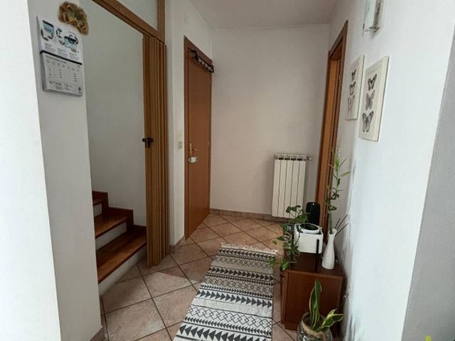 Villa Indipendente in vendita a Lucinico / Ločnik / Luzinìs, Gorizia