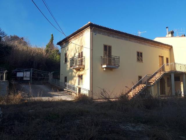Villa Indipendente in vendita a San Benedetto, Teramo