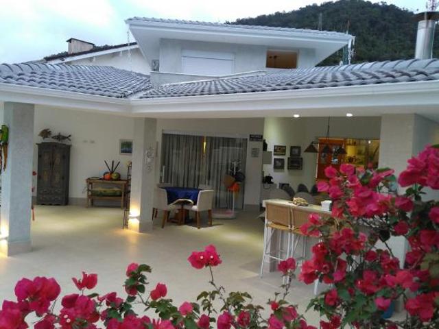 Casa venda em Caraguatatuba