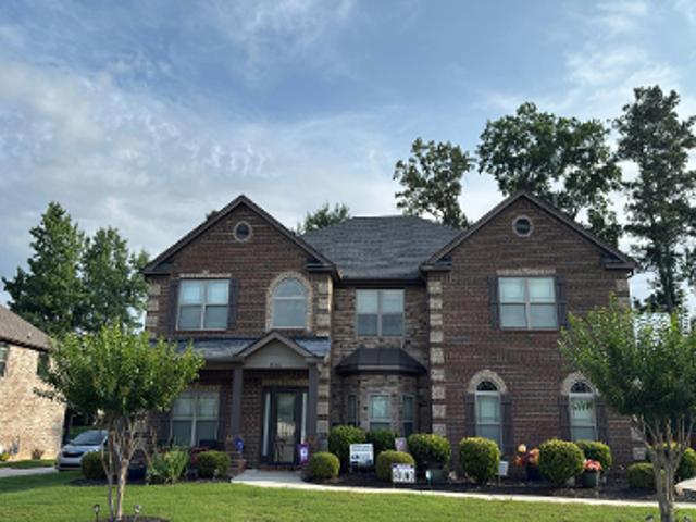 House for sale in Red Oak, Georgia