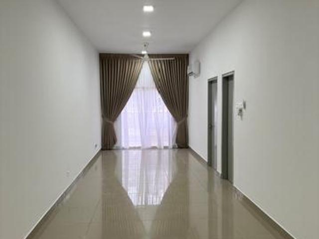 Townhouse for sale in Tanjong Sepat, Selangor