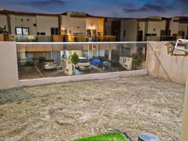 Townhouse for sale in Tanjong Sepat, Selangor