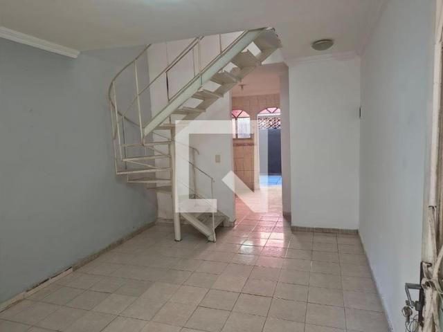 Casa aluguel em Região Geográfica Imediata do Rio de Janeiro, Região Metropolitana do Rio de Janeiro