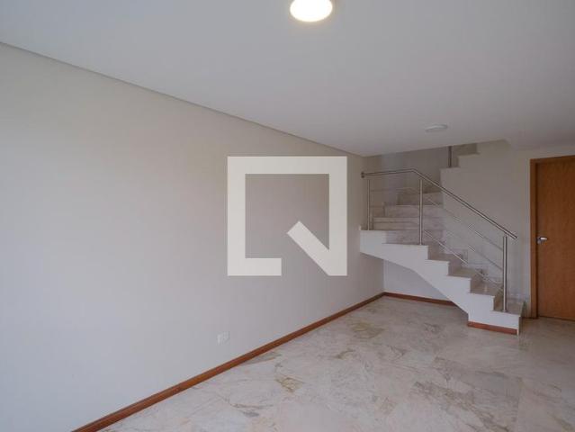 Casa aluguel em Região Geográfica Imediata de Curitiba, Região Metropolitana de Curitiba
