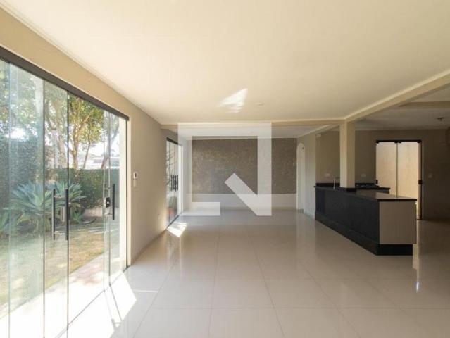Casa aluguel em Região Geográfica Imediata de Curitiba, Região Metropolitana de Curitiba