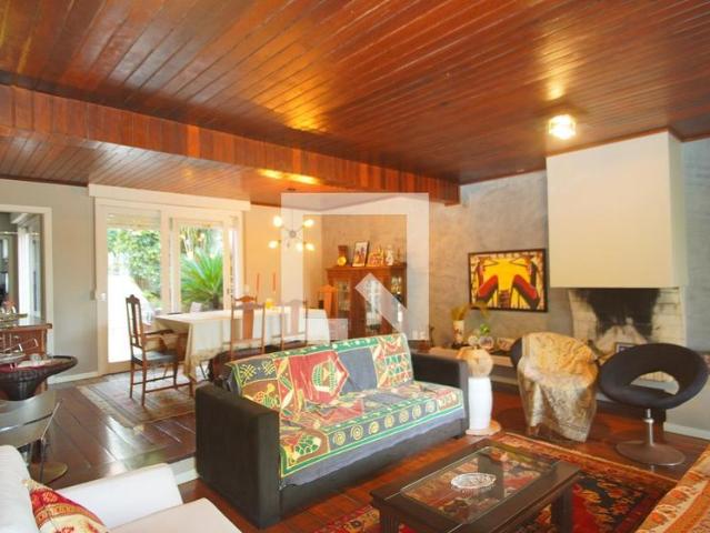Casa aluguel em Região Geográfica Imediata de Porto Alegre, Região Metropolitana de Porto Alegre