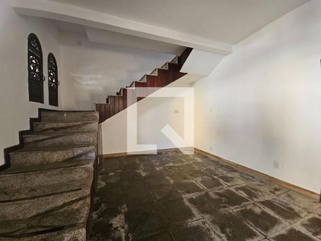 Casa aluguel em Região Geográfica Imediata de Salvador, Região Metropolitana de Salvador