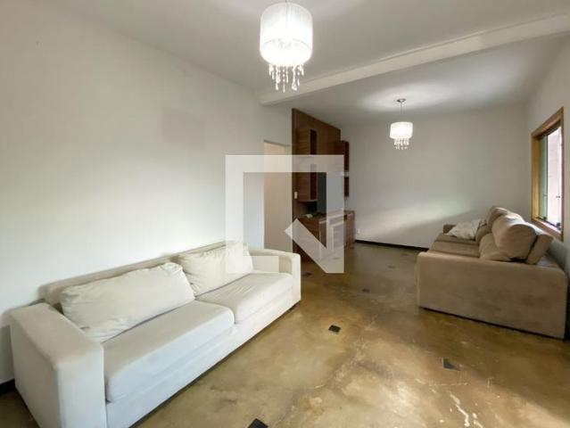 Casa aluguel em Região Geográfica Imediata de Belo Horizonte, Região Metropolitana de Belo Horizonte