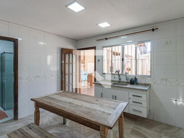 Casa aluguel em Região Imediata de São Paulo, Região Metropolitana de São Paulo