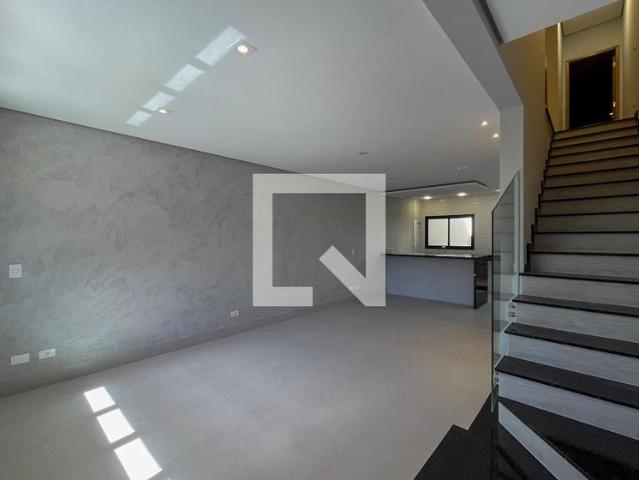 Casa aluguel em Região Imediata de São Paulo, Região Metropolitana de São Paulo
