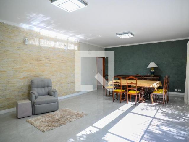 Casa aluguel em Região Imediata de São Paulo, Região Metropolitana de São Paulo