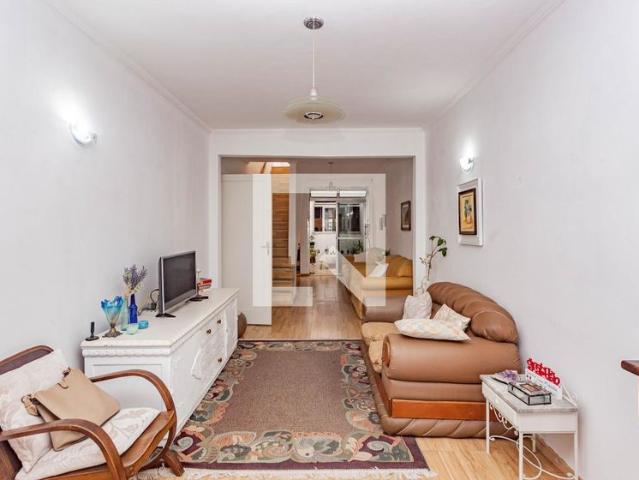 Casa aluguel em Região Imediata de São Paulo, Região Metropolitana de São Paulo
