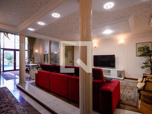 Casa aluguel em Vila Santo Estéfano, São Paulo