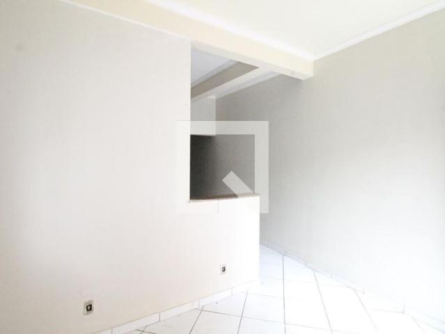 Casa aluguel em Região Imediata de São José dos Campos, Região Metropolitana do Vale do Paraíba e Litoral Norte