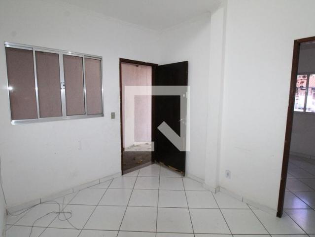 Casa aluguel em Região Imediata de São José dos Campos, Região Metropolitana do Vale do Paraíba e Litoral Norte