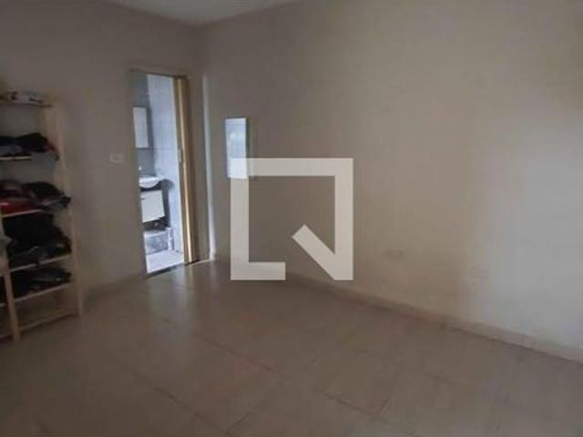 Casa aluguel em Região Imediata de São José dos Campos, Região Metropolitana do Vale do Paraíba e Litoral Norte