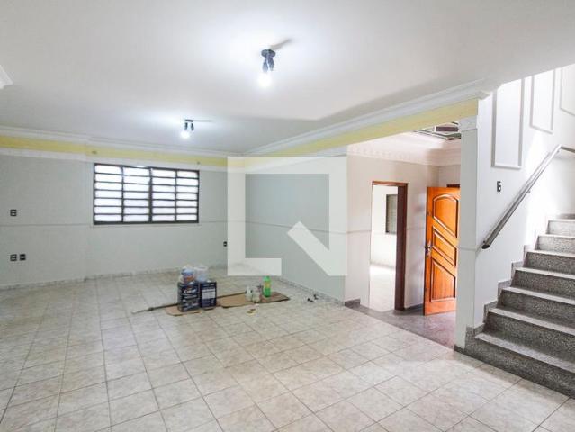 Casa aluguel em Região Geográfica Imediata de Uberlândia, Oliveira Fortes