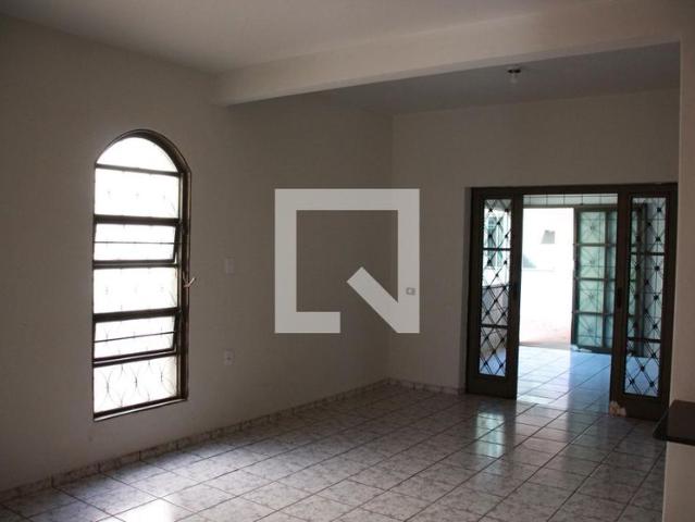 Casa aluguel em Região Geográfica Imediata de Uberlândia, Oliveira Fortes