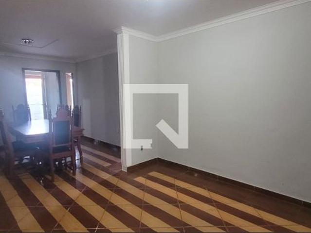 Casa aluguel em Região Geográfica Imediata de Belo Horizonte, Região Metropolitana de Belo Horizonte