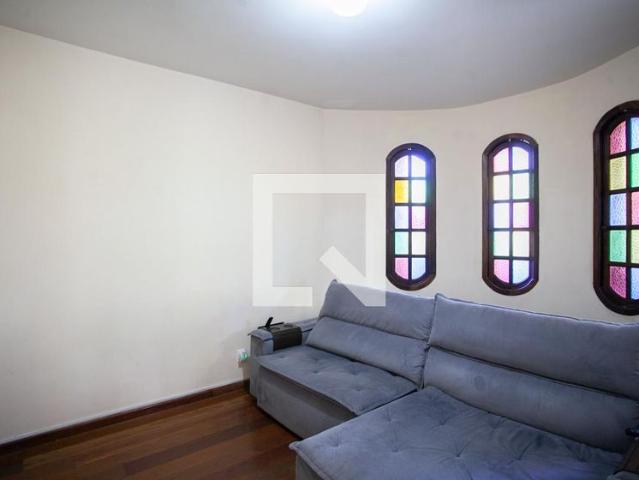 Casa aluguel em Belo Horizonte, Braúnas