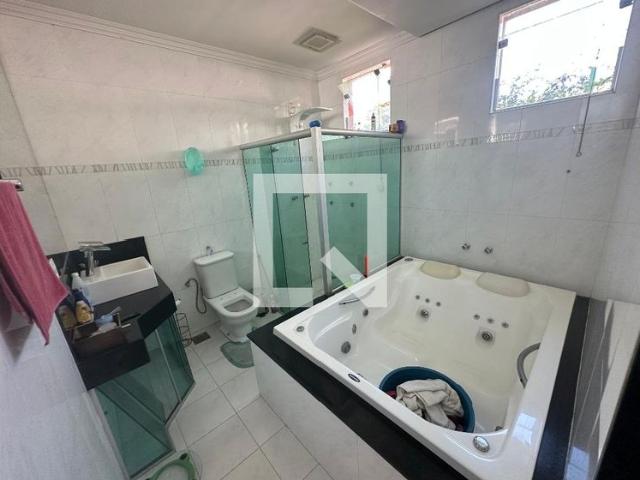 Casa aluguel em Região Geográfica Imediata de Belo Horizonte, Região Metropolitana de Belo Horizonte